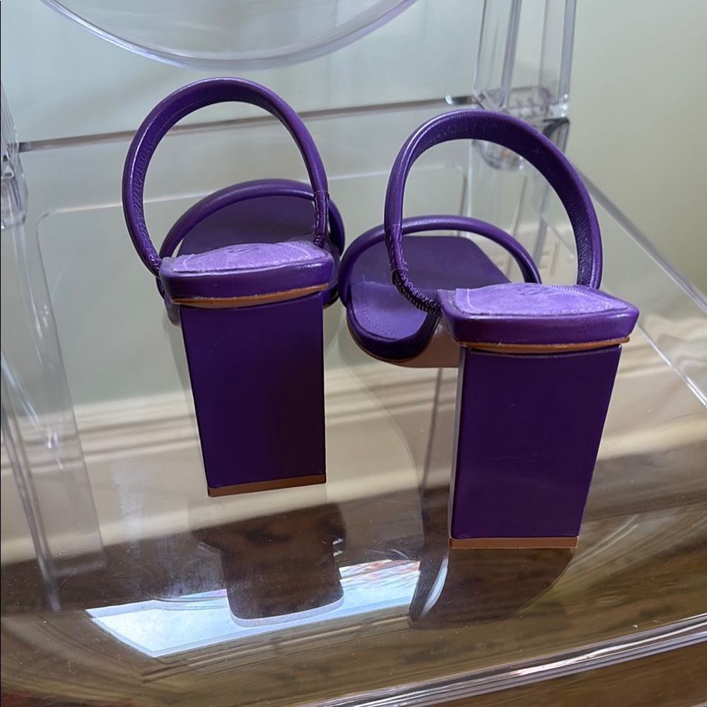 SCHUTZ Purple Block Heel Sandals with Strappy Design - Picture 3 of 6